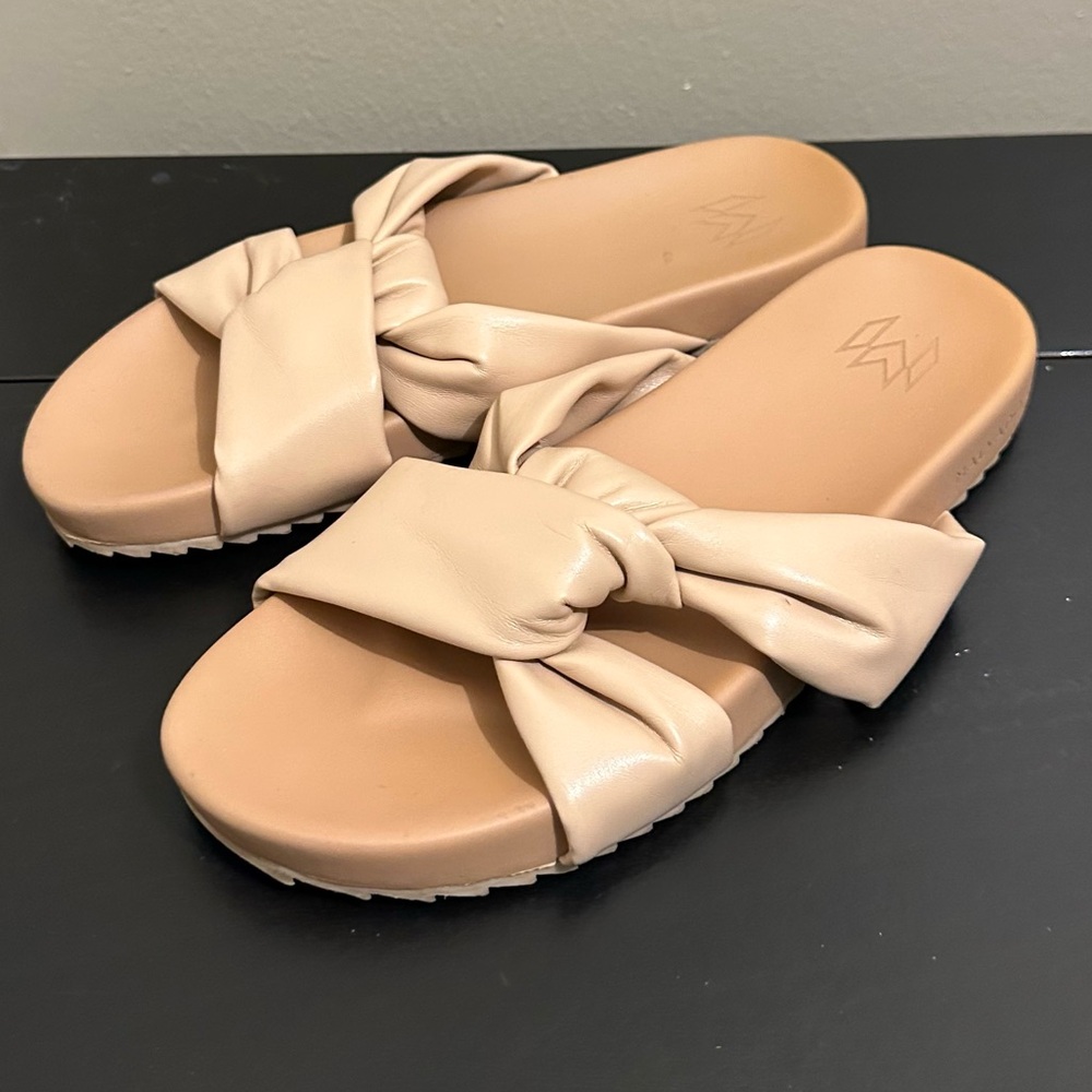 Malvados Women's Tan Koy Sandals Size US 8